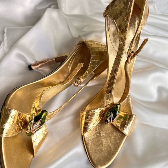 GUCCI x TOM FORD VINTAGE GOLD EMERALD enamel SNAKE HEAD SANDALS. - Picture 11 of 12